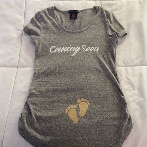 Maternity shirt